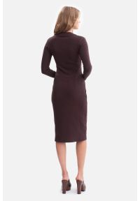 BeWear - Bawełniana sukienka dzianinowa ołówkowa z dekoltem V c.brąz. Kolor: brązowy. Materiał: dzianina, bawełna. Sezon: zima, jesień. Typ sukienki: ołówkowe #4