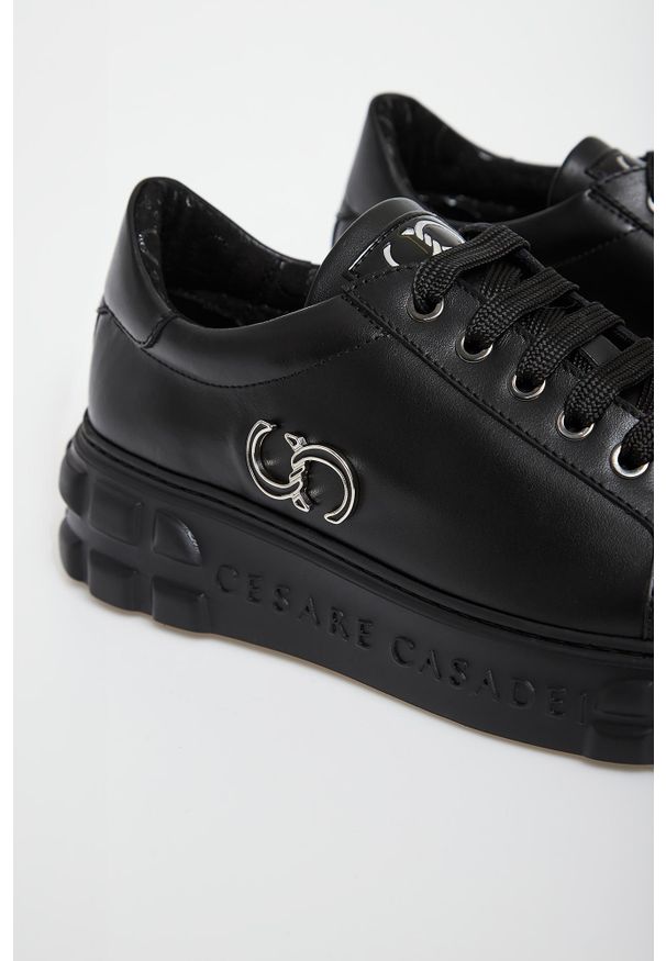 Sneakersy damskie skórzane CESARE CASADEI. Materiał: skóra