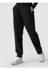 4f - Spodnie dresowe damskie - czarne. Kolor: czarny. Materiał: dresówka