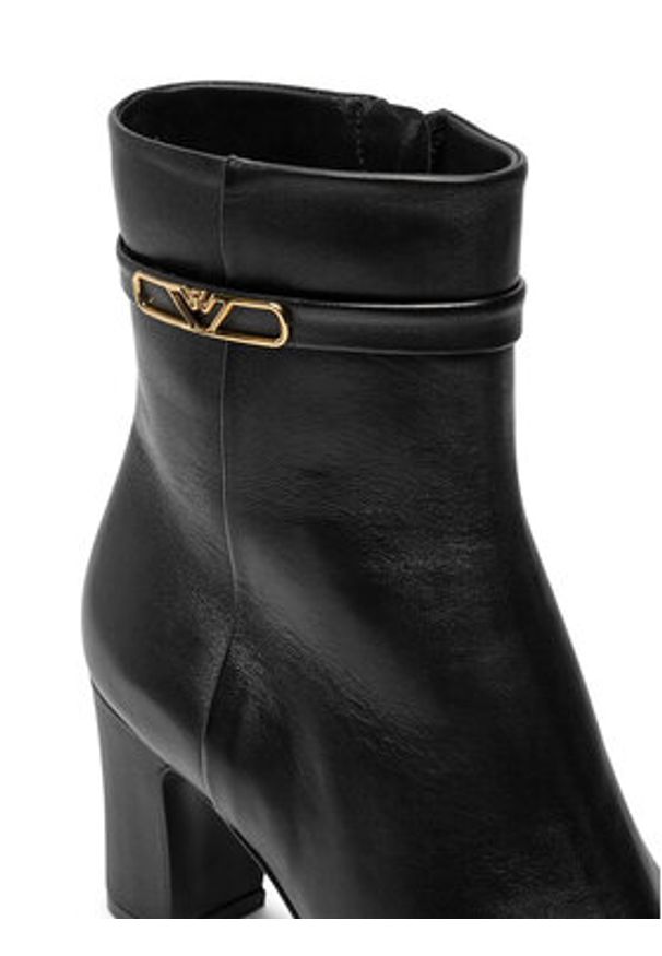Emporio Armani Botki X3N185 XF271 00002 Czarny. Kolor: czarny. Materiał: skóra