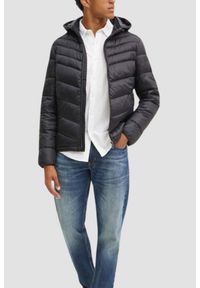 Guess - GUESS Czarna męska kurtka z kapturem Super Light Puffa Jacket, Rozmiar XXL. Typ kołnierza: kaptur. Kolor: czarny. Materiał: syntetyk, poliester #6