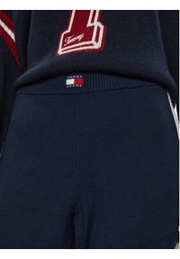 Tommy Jeans Spodnie materiałowe Badge DW0DW18532 Granatowy Wide Leg. Kolor: niebieski. Materiał: syntetyk, wiskoza #3
