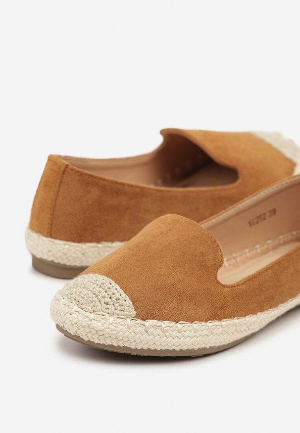 Born2be - Jasnobrązowe Espadryle Ozdobione Plecionką Tiaziane. Okazja: na co dzień, na imprezę, na spacer. Kolor: brązowy. Wzór: aplikacja. Sezon: lato. Styl: elegancki, klasyczny, casual