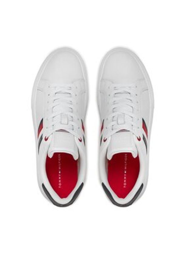 TOMMY HILFIGER - Tommy Hilfiger Sneakersy Essential Leather Cupsole FM0FM04921 Biały. Kolor: biały. Materiał: skóra