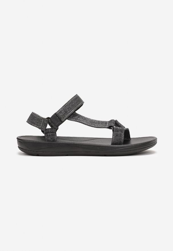 Born2be - Czarne Sandały na Płaskiej Podeszwie z Rzepem Fistandil. Okazja: na co dzień. Kolor: czarny. Obcas: na płaskiej podeszwie. Styl: casual