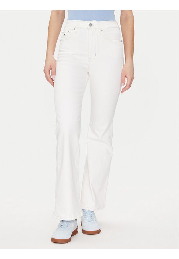 Tommy Jeans Jeansy Sylvia Hgh Flr Bg4293 DW0DW20032 Biały Regular Fit. Kolor: biały