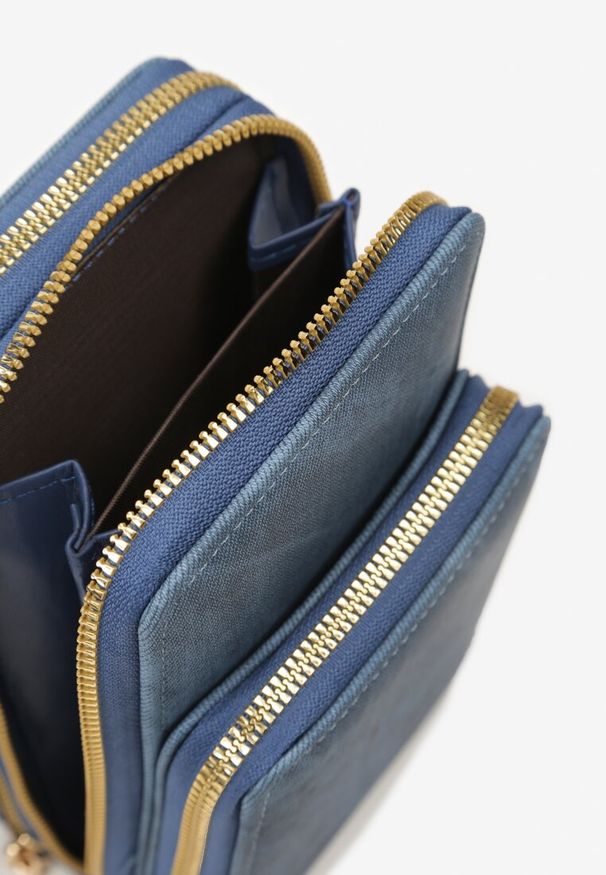 Born2be - Granatowa Trzykomorowa Torebka z Cienkim Regulowanym Paskiem na Suwak Temime. Kolor: niebieski. Sezon: jesień, lato. Styl: elegancki