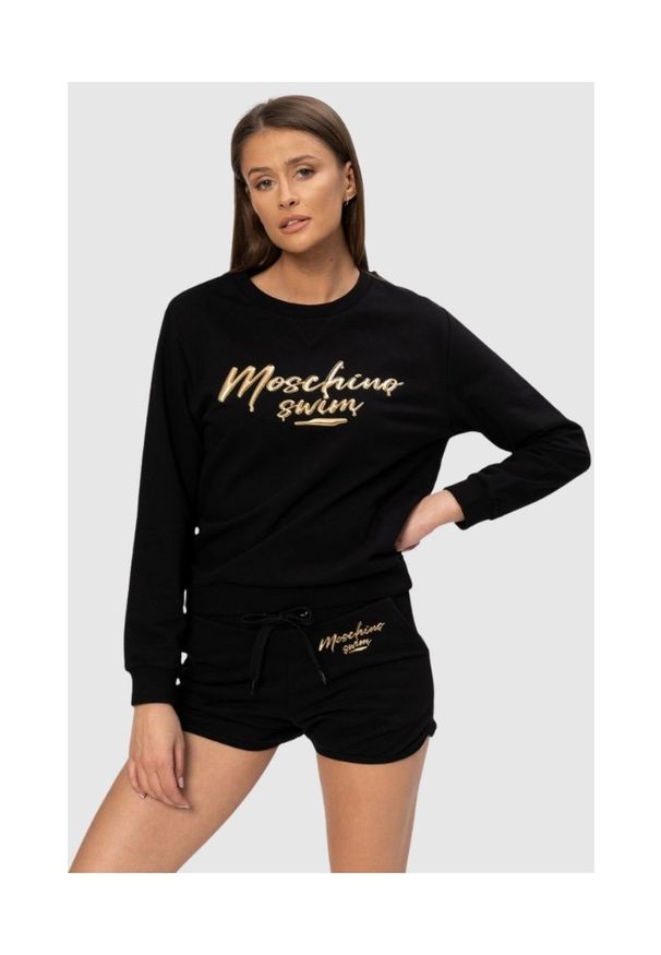 MOSCHINO Czarna bluza damska ze złotym logo, Rozmiar M. Kolor: czarny. Materiał: prążkowany, bawełna. Wzór: aplikacja
