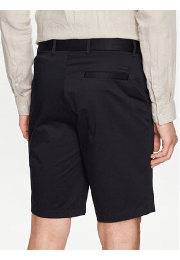Calvin Klein Szorty materiałowe K10K111787 Czarny Regular Fit. Kolor: czarny. Materiał: bawełna, materiał