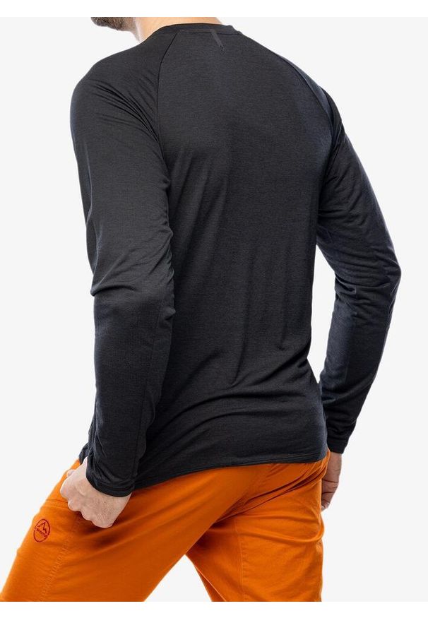 Longsleeve męski Black Diamond Lightwire Tech Tee. Kolor: czarny. Długość rękawa: długi rękaw. Sport: turystyka piesza