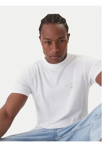Quiksilver T-Shirt Anchor EQYZT08178 Biały Regular Fit. Kolor: biały. Materiał: bawełna