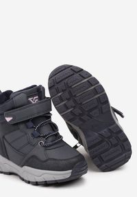 Born2be - Granatowe Płaskie Sznurowane Botki Geto z Ociepleniem i Ozdobnymi Przeszyciami Edelwina. Okazja: na co dzień. Zapięcie: rzepy. Kolor: niebieski. Materiał: jeans. Styl: casual