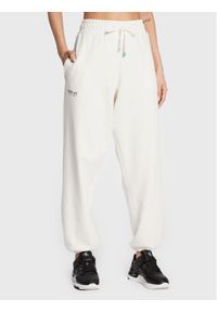 Replay Spodnie dresowe W8599B.000.23358P Biały Relaxed Fit. Kolor: biały. Materiał: bawełna #1