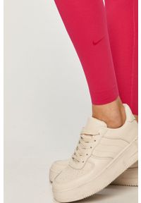 Nike - Legginsy. Kolor: różowy. Materiał: tkanina, skóra, dzianina, włókno. Technologia: Dri-Fit (Nike) #4