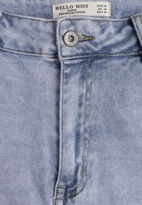 Born2be - Niebieskie Bawełniane Jeansy o Szerokim Kroju z Wysokim Stanem Jendrea. Okazja: na co dzień. Stan: podwyższony. Kolor: niebieski. Styl: casual #8