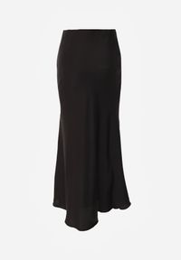 Born2be - Czarna Satynowa Spódnica z Lekko Rozkloszowanym Dołem Zinnemira. Kolor: czarny. Materiał: satyna. Styl: elegancki, klasyczny #2