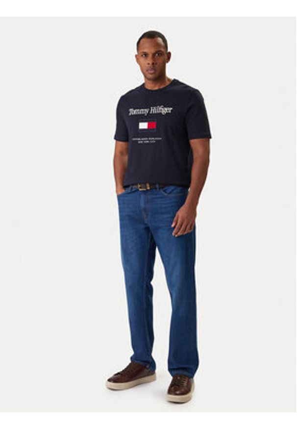 TOMMY HILFIGER - Tommy Hilfiger T-Shirt Embro Flag MW0MW42736 Granatowy Regular Fit. Kolor: niebieski. Materiał: bawełna
