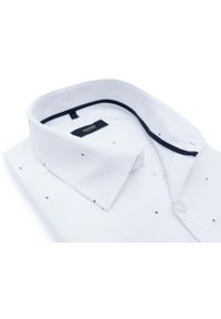 Mmer / Villaro - Koszule męskie - Biała koszula w granatowe drobne kwiatki D032. Typ kołnierza: kołnierzyk klasyczny. Kolor: biały, wielokolorowy, niebieski. Materiał: bawełna, poliester, tkanina. Długość: długie. Wzór: kwiaty. Styl: klasyczny #1