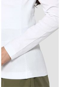 Guess - GUESS Biały damski longsleeve Embro Script. Kolor: biały. Długość rękawa: długi rękaw