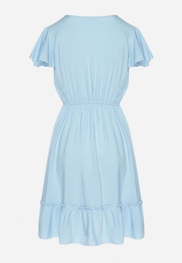 Born2be - Niebieska Rozkloszowana Bawełniana Sukienka z Guzikami i Falbanami Natinema. Okazja: na co dzień. Typ kołnierza: dekolt w serek. Kolor: niebieski. Materiał: bawełna. Sezon: lato. Styl: casual