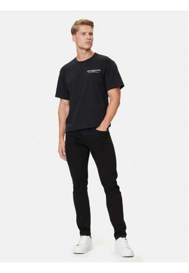 Versace Jeans Couture T-Shirt 79GAHE10 CJ00E Czarny Regular Fit. Kolor: czarny. Materiał: bawełna