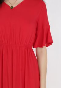 Born2be - Czerwona Sukienka Stamorus. Typ kołnierza: kołnierz z falbankami. Kolor: czerwony. Długość rękawa: krótki rękaw. Wzór: aplikacja. Styl: klasyczny. Długość: midi #3