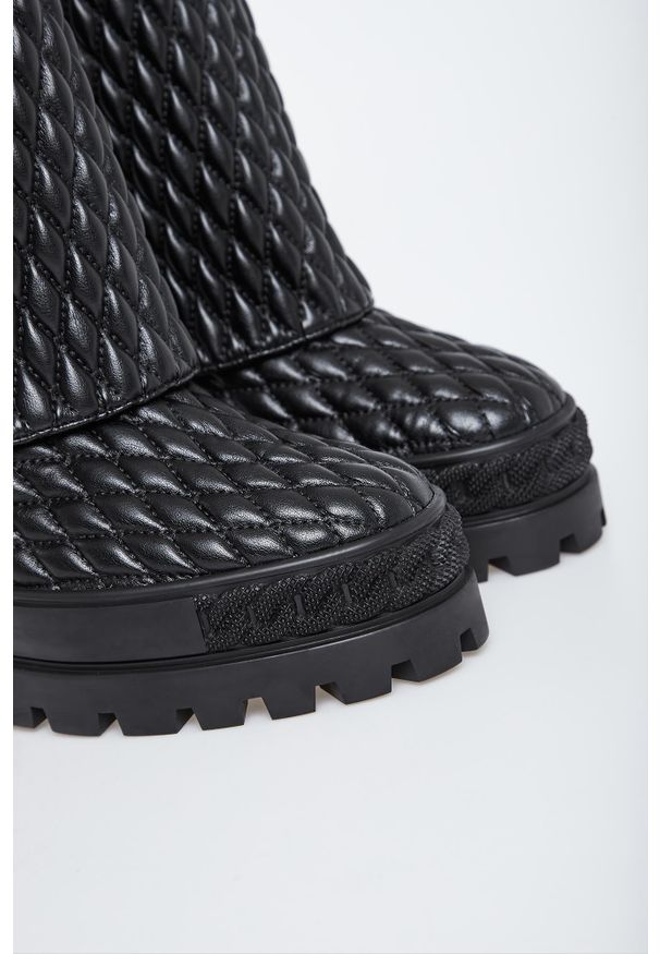 Casadei - Botki damskie skórzane CASADEI. Materiał: skóra