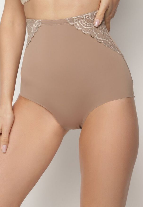 Renee - Ciemnobeżowe Majtki Modelujące High Waist Savirolle. Stan: podwyższony. Kolor: beżowy. Materiał: jeans