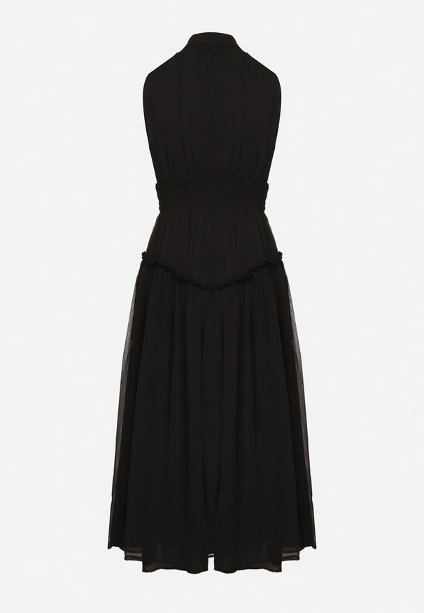 Born2be - Czarna Sukienka Długa Rozkloszowana z Powlekanymi Guzikami Ingridesa. Kolor: czarny. Długość: maxi