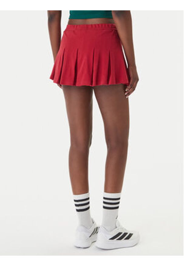 Adidas - adidas Spódnica plisowana Seasonal Essentials Colorpop KD3372 Czerwony Loose Fit. Kolor: czerwony. Materiał: bawełna