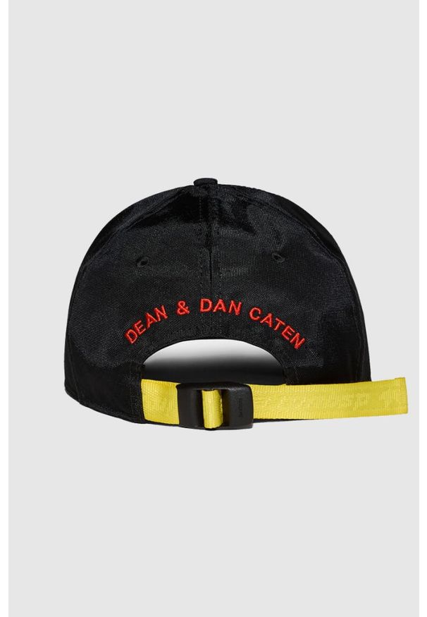 DSQUARED2 Czarna czapka z logo invicta. Kolor: czarny