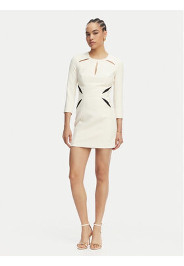Elisabetta Franchi Sukienka koktajlowa AB-868-61E2-V390 Kremowy Slim Fit. Kolor: kremowy. Materiał: syntetyk. Styl: wizytowy