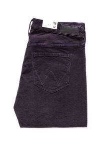 Wrangler - WRANGLER SKINNY PURPLE W28KPJ74F. Materiał: sztruks. Wzór: aplikacja #1