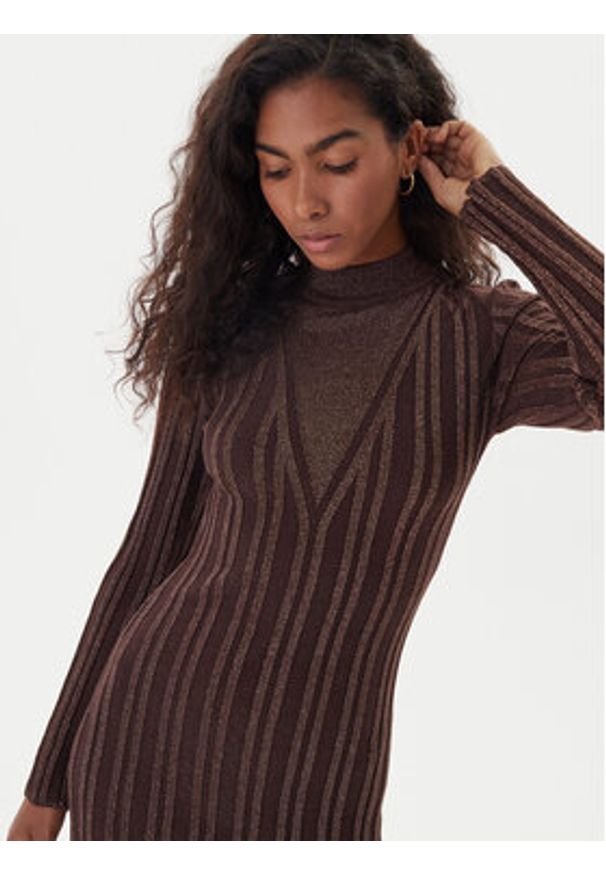 Fracomina Sukienka dzianinowa FJ25WD5006K463Q7 Brązowy Slim Fit. Kolor: brązowy. Materiał: syntetyk