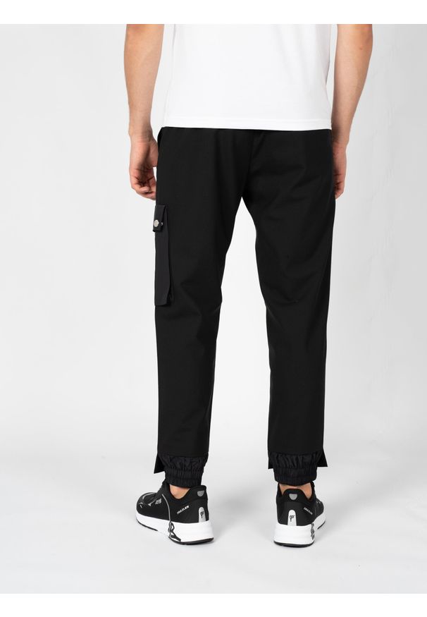 Les Hommes Spodnie "Comfy Classic" | LBP1007305U | Mężczyzna | Czarny. Okazja: na co dzień. Kolor: czarny. Materiał: poliester, wełna, elastan. Styl: casual, elegancki, sportowy