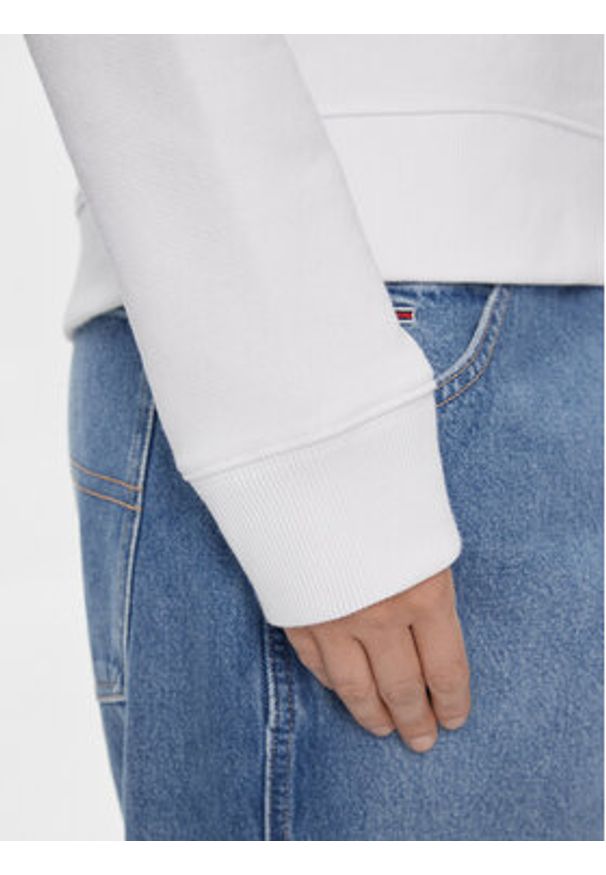 Tommy Jeans Bluza Graphic Flag DW0DW17328 Biały Boxy Fit. Kolor: biały. Materiał: bawełna