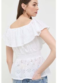Guess bluzka bawełniana damska kolor biały gładka. Typ kołnierza: dekolt hiszpanka. Kolor: biały. Materiał: bawełna. Wzór: gładki #2