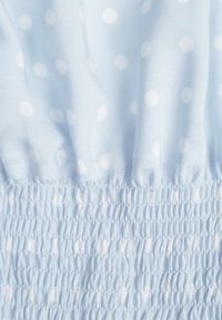 Renee - Jasnoniebieska Bawełniana Sukienka o Rozkloszowanym Fasonie w Kropki Tolimirae. Okazja: na co dzień. Kolor: niebieski. Materiał: bawełna. Długość rękawa: krótki rękaw. Wzór: kropki. Sezon: lato. Typ sukienki: rozkloszowane. Styl: casual #4