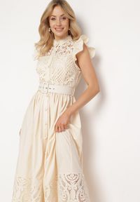Born2be - Beżowa Sukienka Ażurowa o Koszulowym Kroju z Paskiem z Ekoskóry Trija. Okazja: na imprezę, na co dzień. Kolor: beżowy. Wzór: ażurowy. Typ sukienki: koszulowe. Styl: casual, elegancki #2