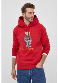 Polo Ralph Lauren bluza męska kolor czerwony z kapturem z nadrukiem. Typ kołnierza: polo, kaptur. Kolor: czerwony. Materiał: dzianina. Wzór: nadruk