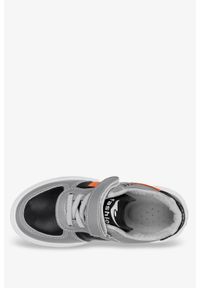 Casu - Szare buty sportowe na rzep casu 19-10-21-m. Zapięcie: rzepy. Kolor: czarny, wielokolorowy, szary