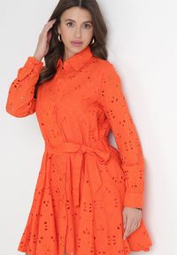 Born2be - Pomarańczowa Ażurowa Sukienka Bawełniana z Wiązanym Paskiem Ilerah. Kolor: pomarańczowy. Materiał: bawełna. Wzór: ażurowy. Styl: boho
