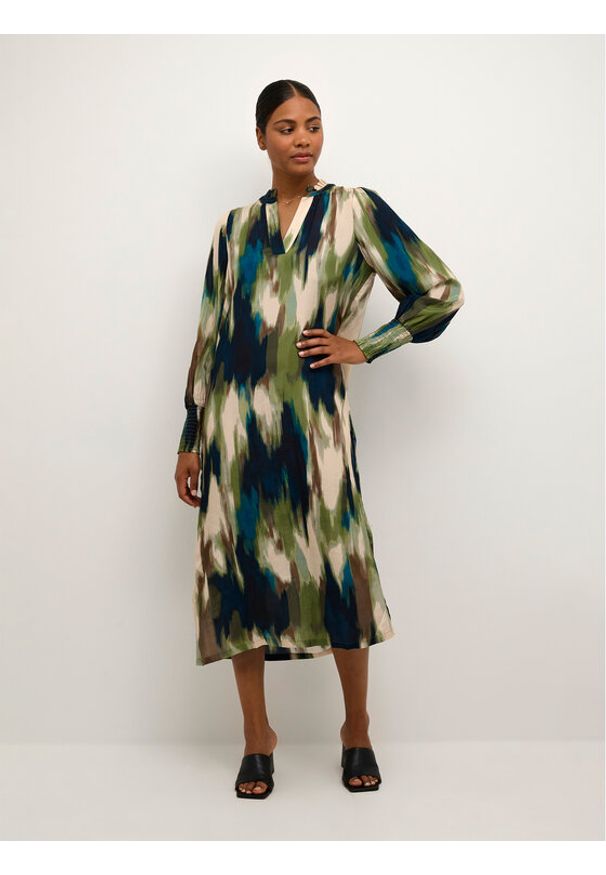 Kaffe Sukienka koszulowa Drylia 10507646 Kolorowy Loose Fit. Materiał: wiskoza. Wzór: kolorowy. Typ sukienki: koszulowe