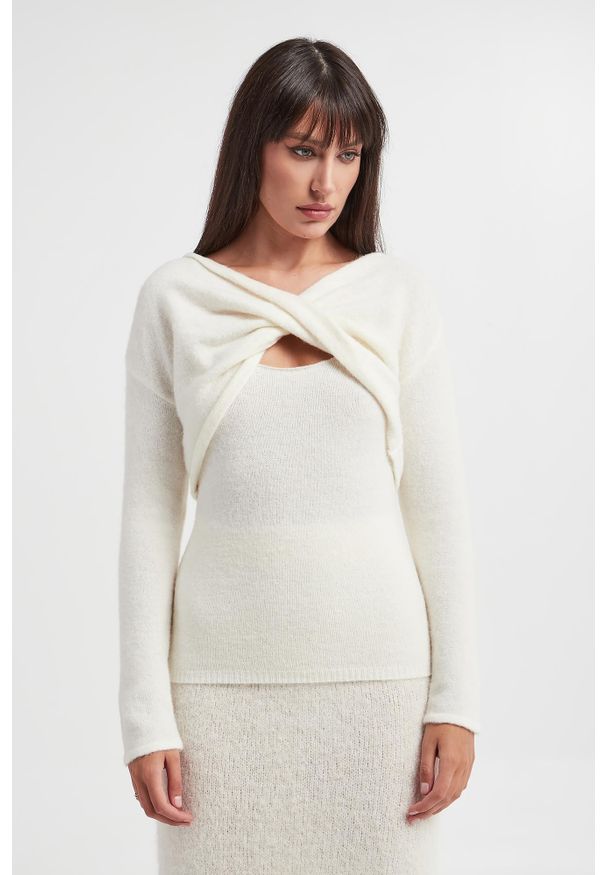 Komplet sweter + top damski GESTUZ