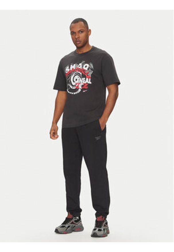Reebok T-Shirt 100218842 Czarny Regular Fit. Kolor: czarny. Materiał: bawełna