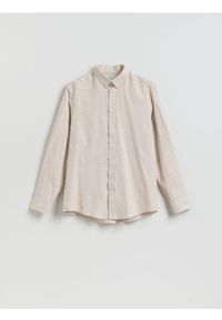 Reserved - Gładka koszula regular fit - beżowy. Kolor: beżowy. Materiał: tkanina, bawełna. Wzór: gładki #1
