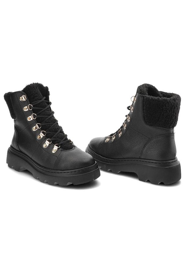 Botki damskie Kampa, cholewka ze skóry naturalnej wnętrze ocieplane i sznurowane, czarne, Z538‑417‑621. Kolor: czarny. Materiał: skóra. Szerokość cholewki: normalna. Obcas: na obcasie. Styl: elegancki. Wysokość obcasa: niski