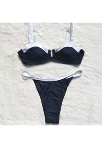 Intica - Strój kąpielowy dwuczęściowy z elegancką lamówką Concepta. Kolor: czarny. Materiał: materiał. Wzór: aplikacja #1