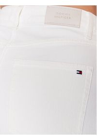 TOMMY HILFIGER - Tommy Hilfiger Jeansy WW0WW38518 Biały Relaxed Fit. Kolor: biały