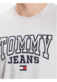 Tommy Jeans T-Shirt Entry Graphic DM0DM16831 Szary Regular Fit. Kolor: szary. Materiał: bawełna #4